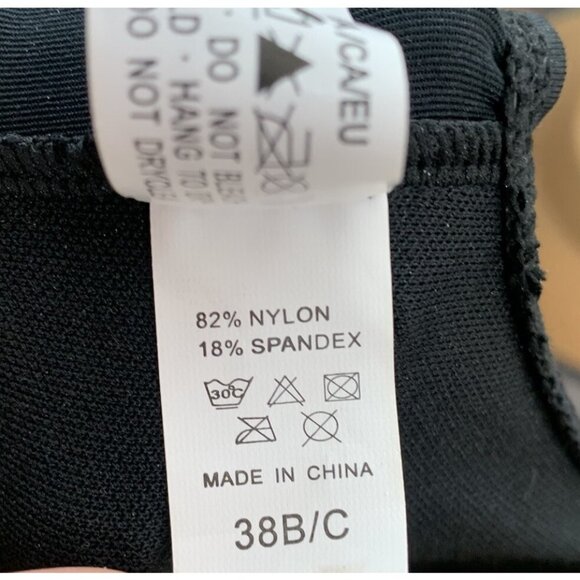 Cocoship Bikini Top Black Adjustable Swimsuit Built In Padding 38 B/C NEW - Picture 4 of 5